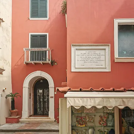 Lägenhet Panoramico In Piazzetta Capri